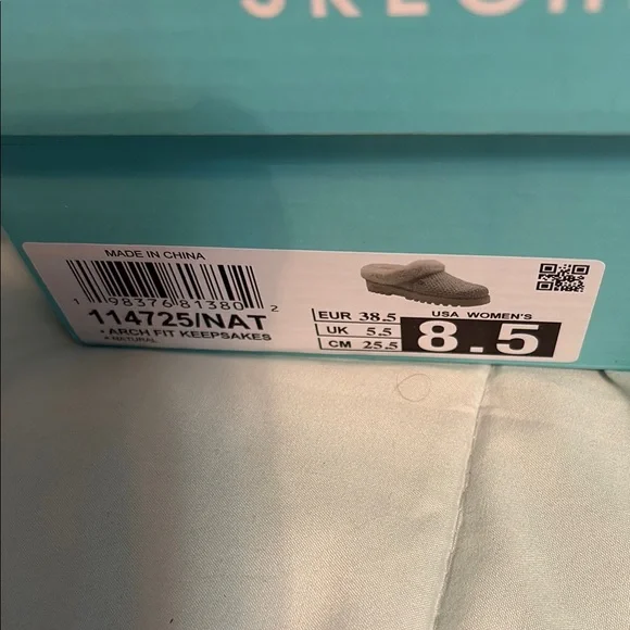 Skechers Cream Cozy Knit Slippers with rhinestone sparkles on top. - Picture 6 of 7